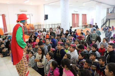 صور/ عرض بالون المناهل الفني لأطفال بلدة الزبابدة بتنظيم من البلدية ومركز المناهل الثقافي 